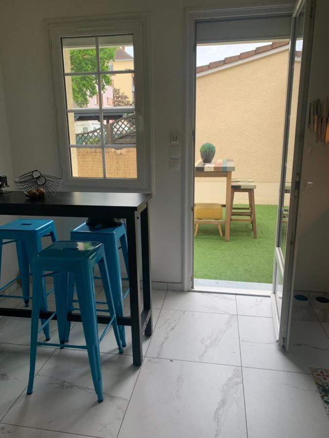 Maison 10/12 Pers Tres Proche Circuit لو مان المظهر الخارجي الصورة
